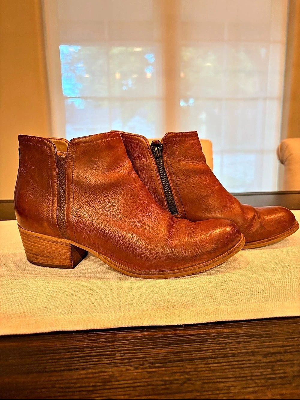 Clarks Marpearl Brown Ankle Boots US 7.5 M